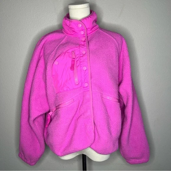 Free People Movement Magenta Hit The Slopes Oversized Fleece Snap Button Jacket - Picture 2 of 10